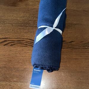NWT Old Navy Dark Blue and Red Fleece Blanket
